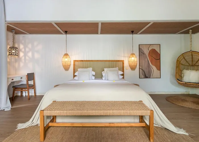 Santhira 3br Pool Near Eat Street Villa